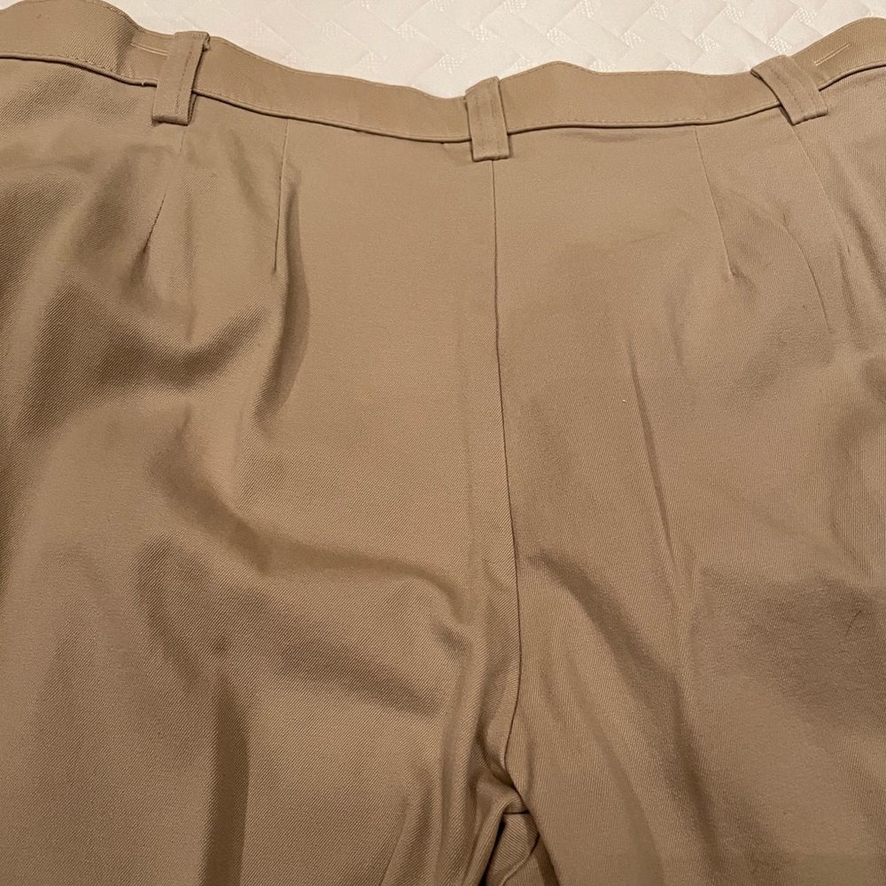 White stag, khaki pant, size 16P